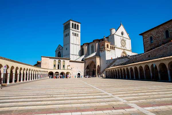 Basílica de San Francisco de Asís en Italia