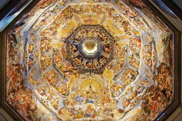 Frescos de la Cúpula Brunellechi en la Catedral de Santa María del Fiore en Florencia